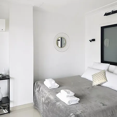 On La Croisette With Terrace 칸느