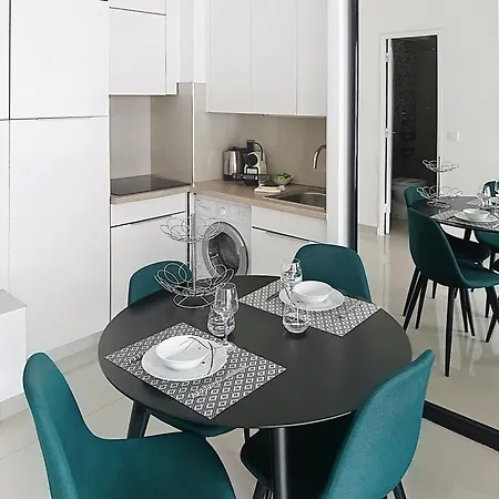 On La Croisette With Terrace 公寓 *